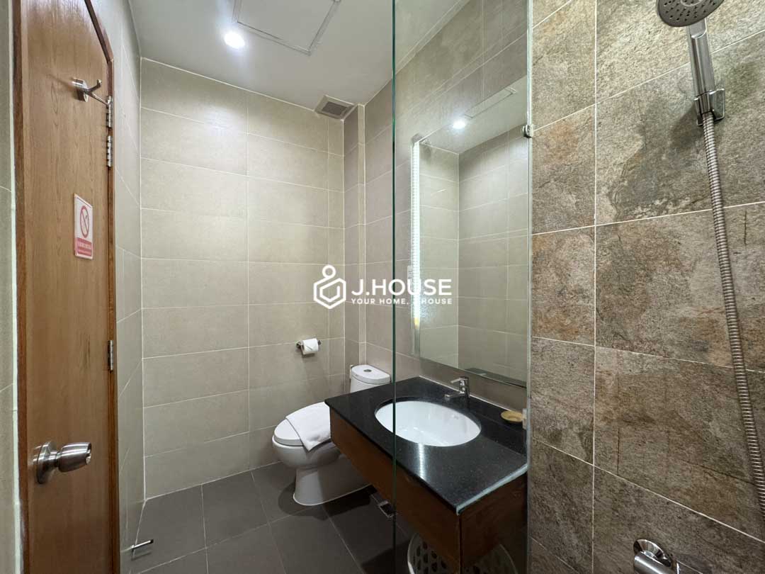 z7332434311588_03cf5d9eaa21dc4c1be1beec2cf81bec