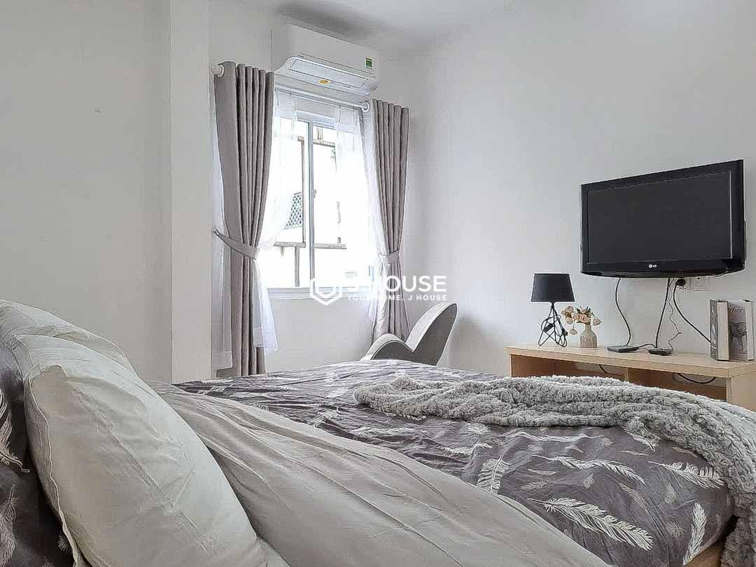 1-Bedroom Serviced Apartment for Rent in District 3 - PeaceHome-3