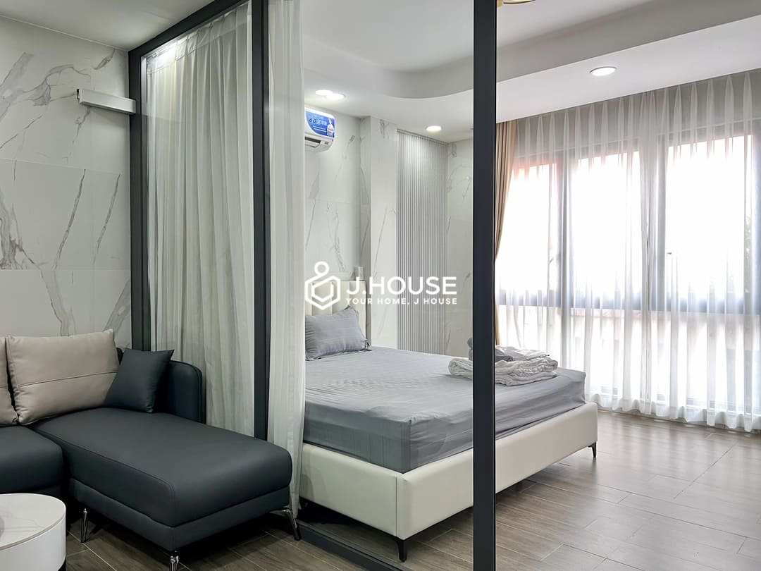 1br apartment for rent in District 1, HCMC- HanLong Apartment-4