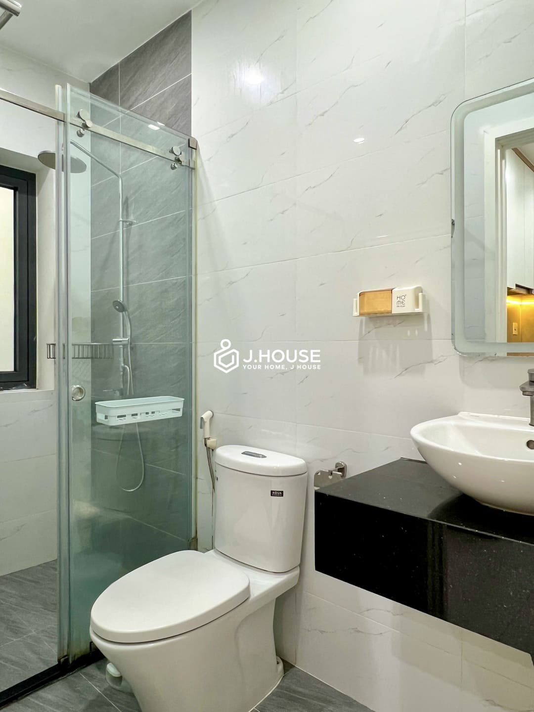 1br apartment for rent in Thao Dien, D2 - Nguyen Van Huong Street