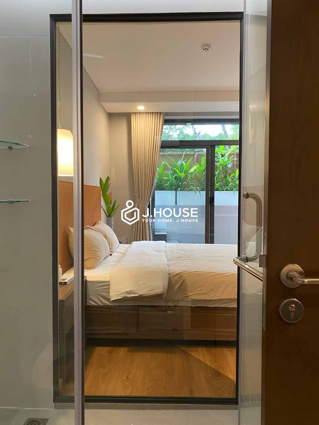 2BR Apartment for Rent with Pool & Gym at Luxone Little Thao Dien-11