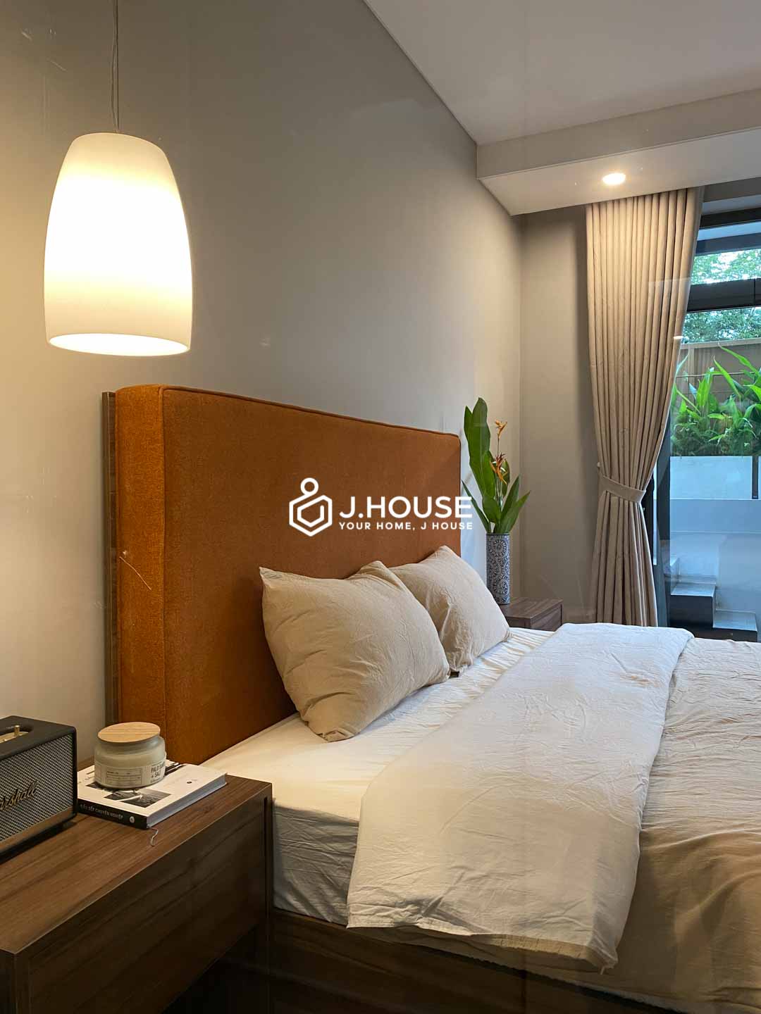 2BR Apartment for Rent with Pool & Gym at Luxone Little Thao Dien-14