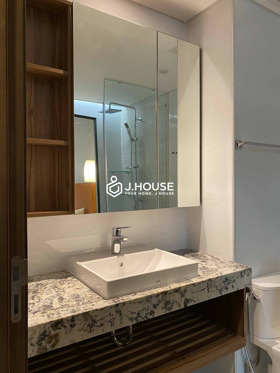 2BR Apartment for Rent with Pool & Gym at Luxone Little Thao Dien-29