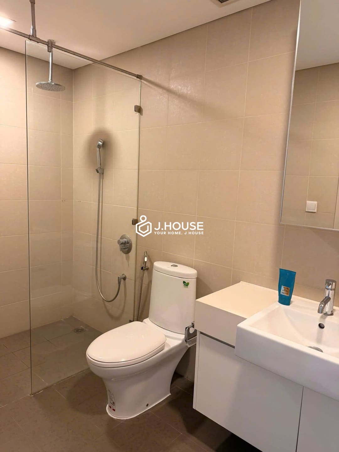 2br apartment at City Garden Binh Thanh HCMC - nice view, spacious