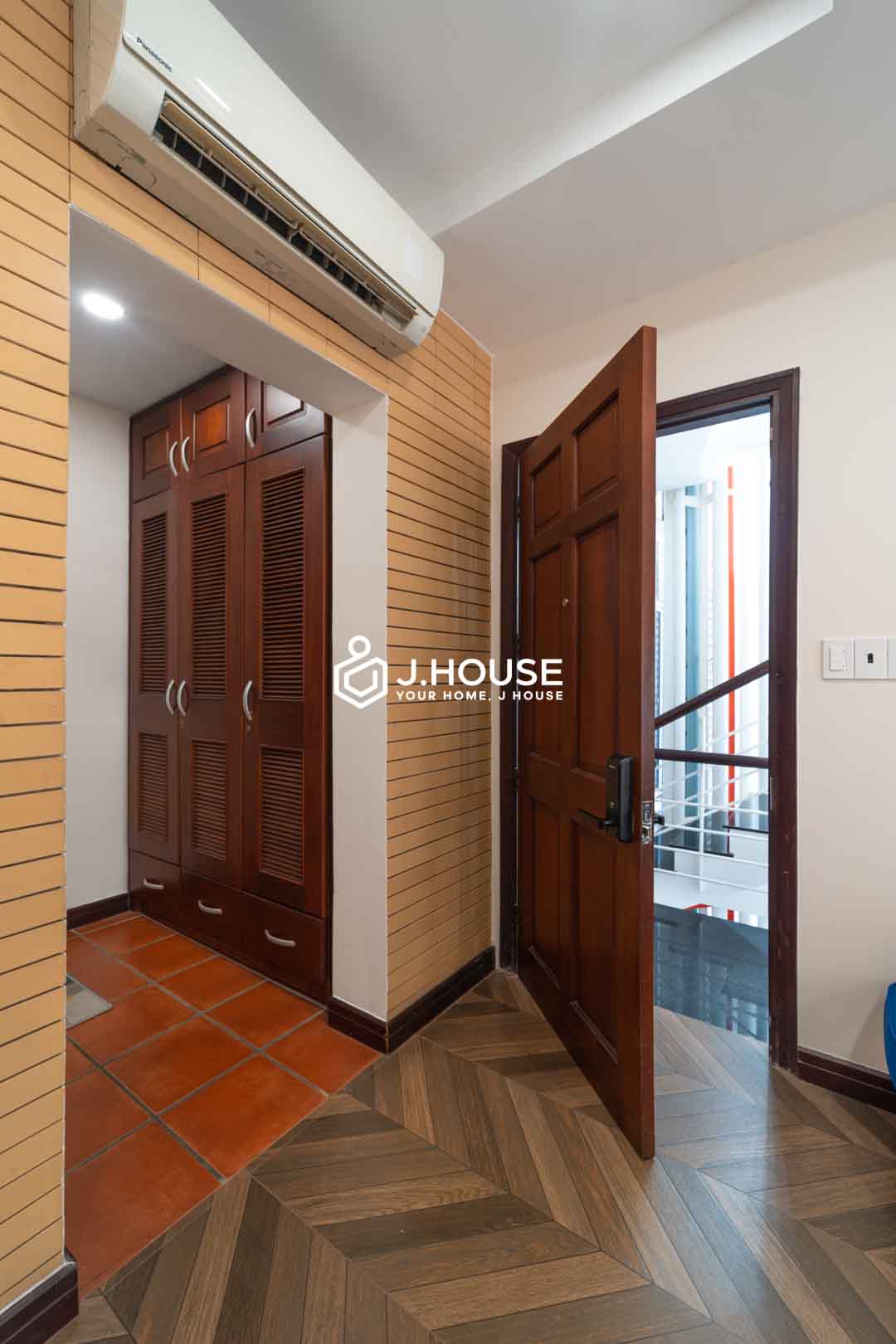 Affordable Studio Apartment for Rent in District 4 - Hanh Home-3