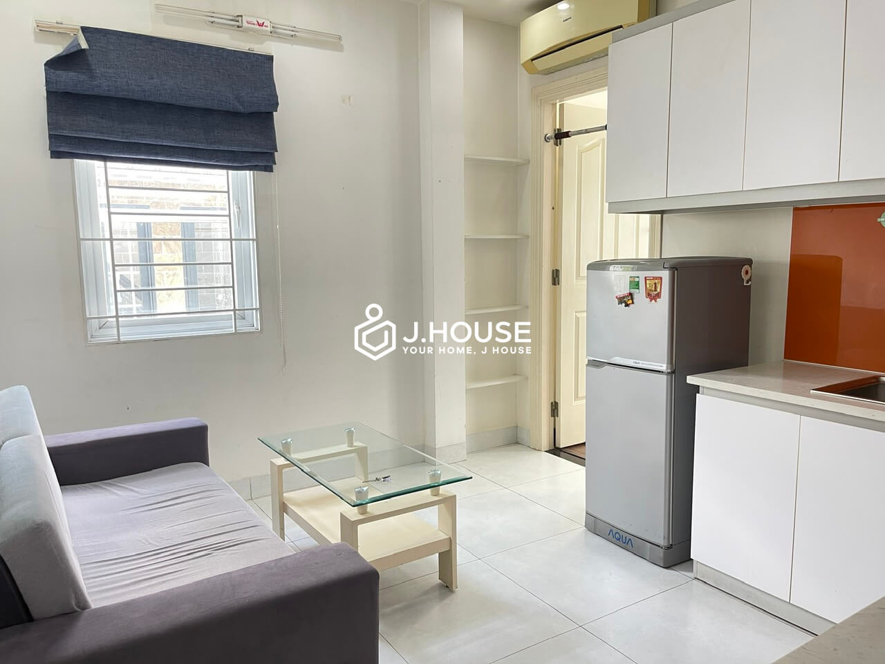 Affordable apartment for rent in District 1, HCMC