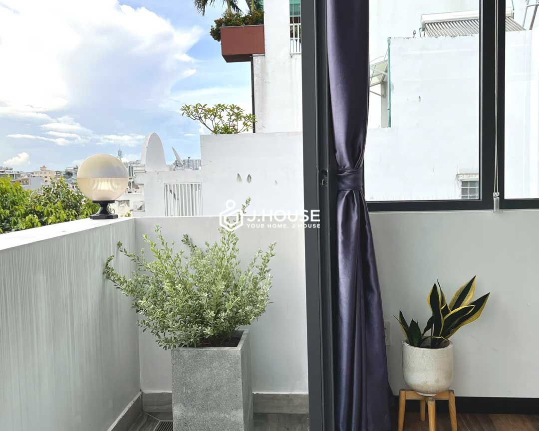 Bright 1BR Serviced Apartment for Rent in Phu Nhuan - Riverside House-1