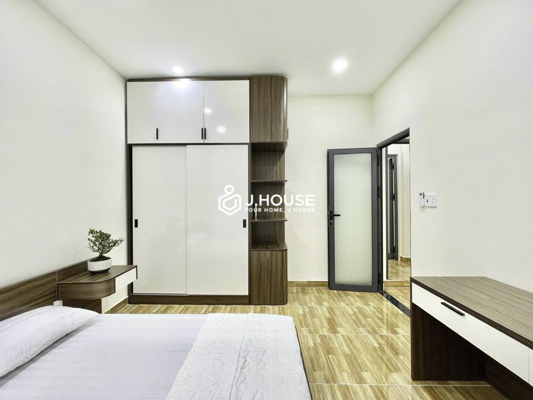 Bright 2BR Apartment for Rent in District 1 Dakao - QK-5