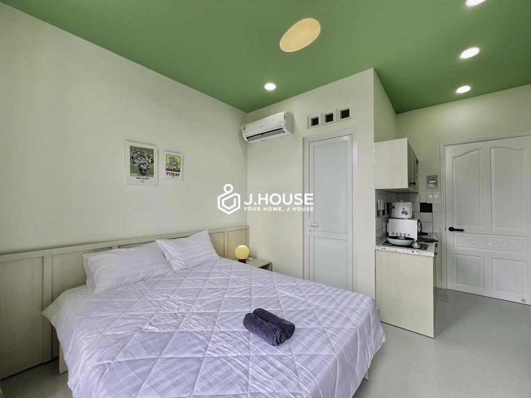 Bright Green Tone Studio Apartment in District 5 - Homes Sense-0