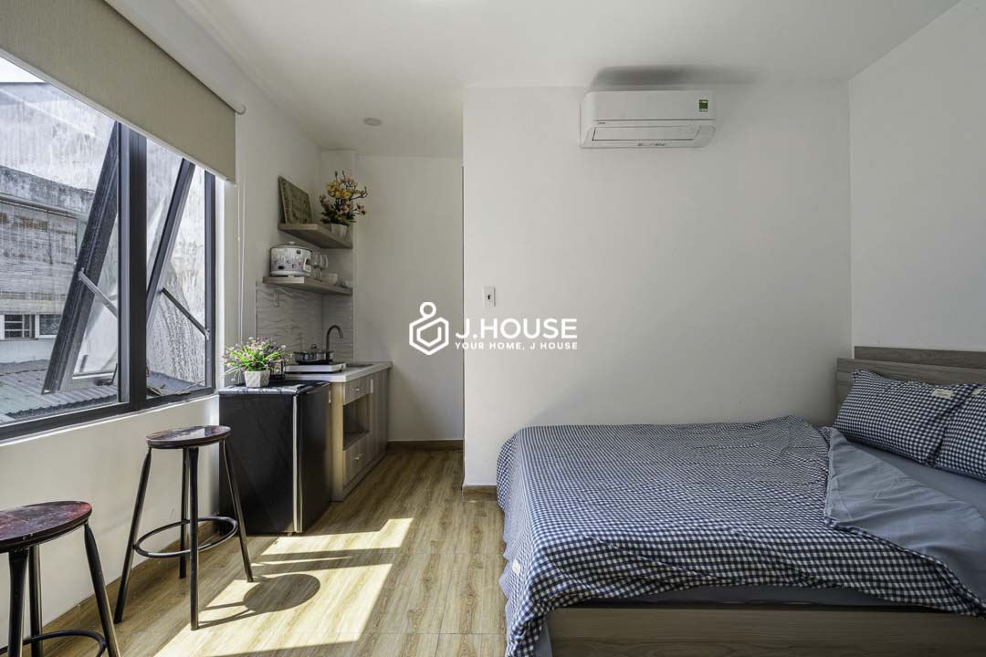 Bright Studio Apartment for Rent in Binh Thanh - Full House-2