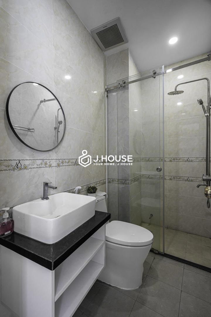 Bright Studio Apartment for Rent in Binh Thanh - Full House-8