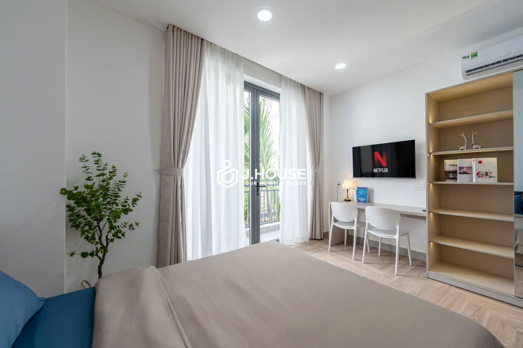 Bright Studio Apartment for Rent in Tan Binh - Ut Tich Studio-1