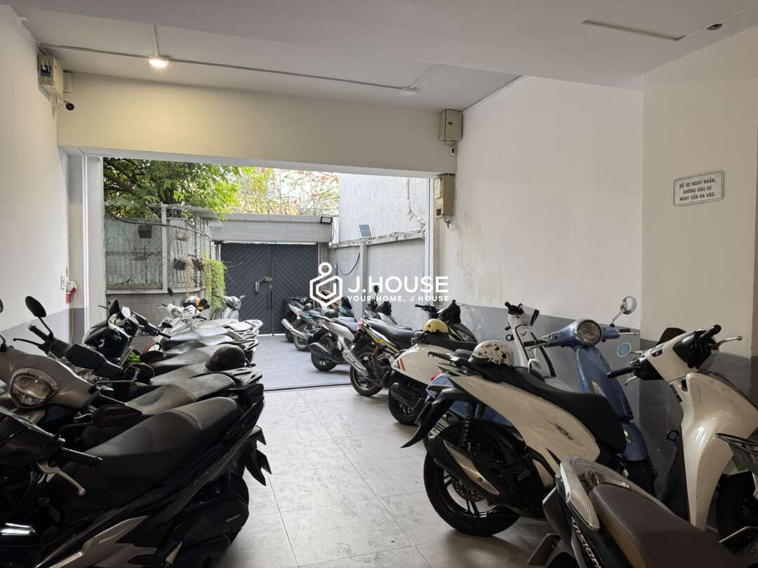 Bright Studio with Garden View Studio in District 3 - Damara Apartment-10_result