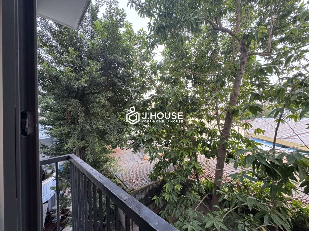 Bright Studio with Garden View Studio in District 3 - Damara Apartment-3_result