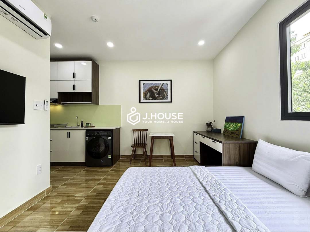 Bright Studio with Private Washer in Dakao District 1 - QK-2