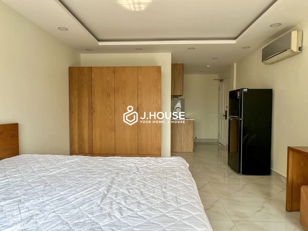 Bright studio apartment for rent in Thao Dien, District 2, HCMC
