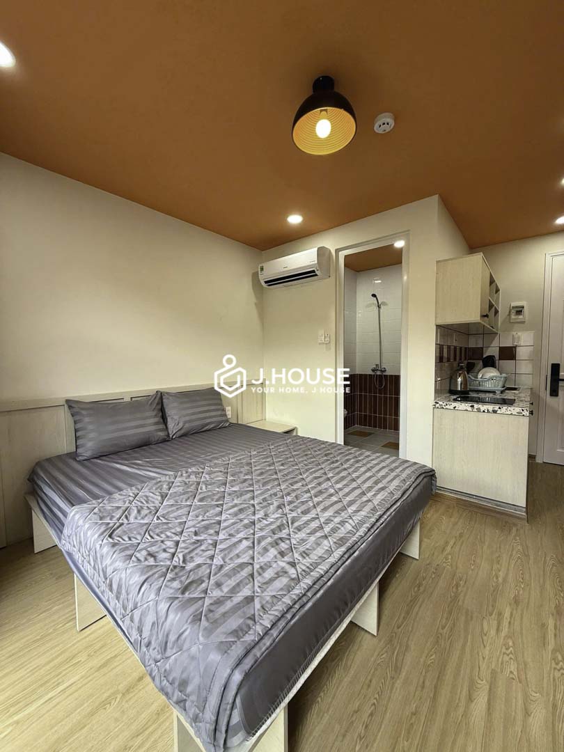 Charming & Bright Studio for Rent in District 5 - Homes Sense-0