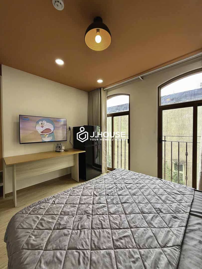 Charming & Bright Studio for Rent in District 5 - Homes Sense-1