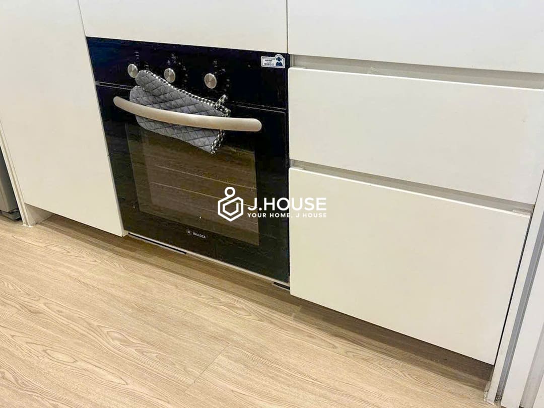 City Garden Binh Thanh for rent- Bright 1br apartment with balcony