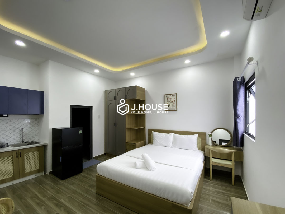Comfortable Studio X03 Apartment for Rent in Phu Nhuan-4