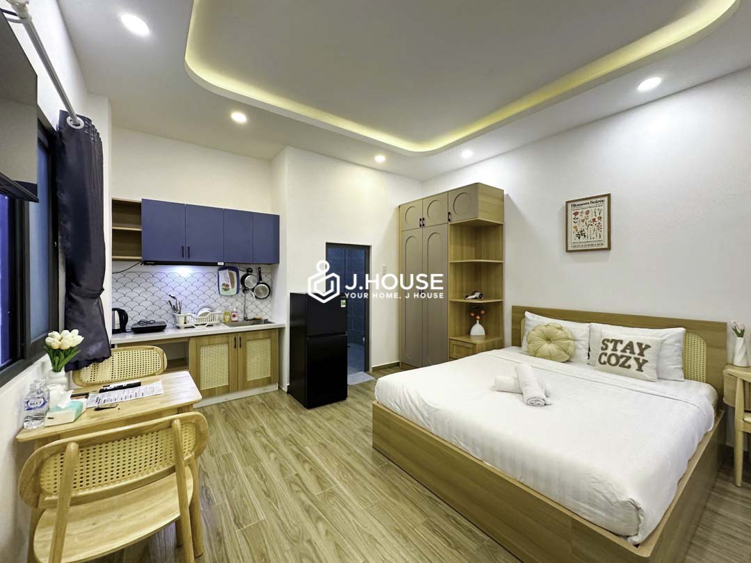 Comfortable Studio X03 Apartment for Rent in Phu Nhuan