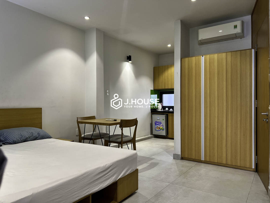 Cozy Studio Apartment for Rent in District 1 - Mami House-1