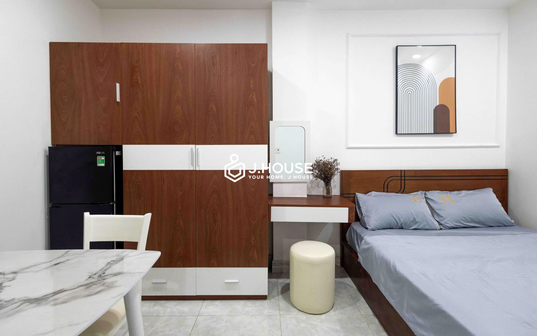 Cozy Studio Apartment for Rent in District 1 - Ngoc House-1