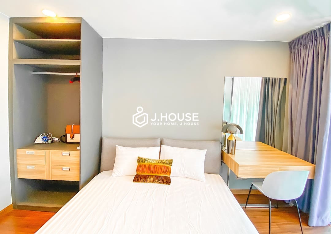 Elegant 2-br apartment for rent in Phu Nhuan District - Lumos Apartment
