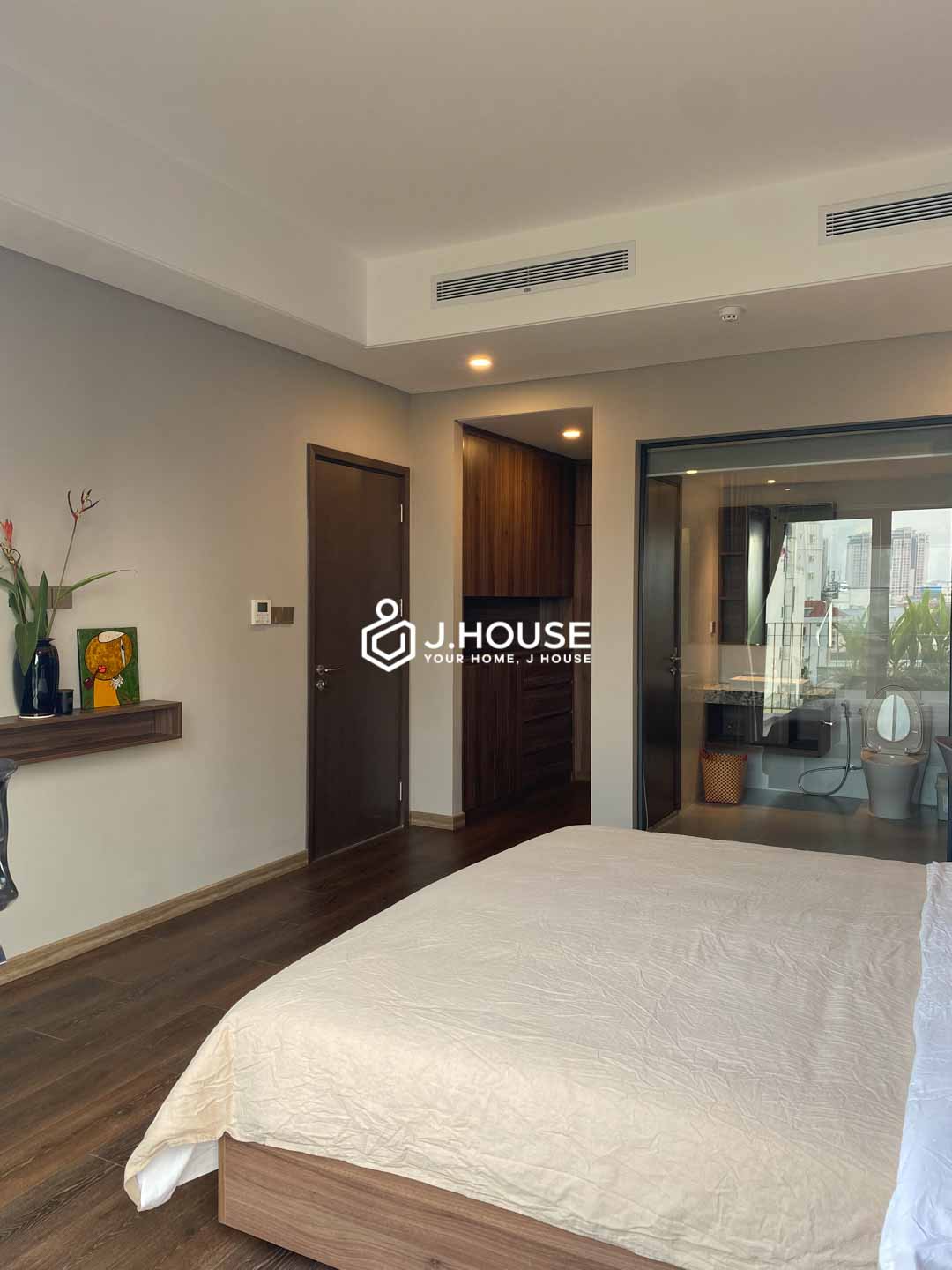 Massive 3BR with Pool Gym in District 2 - Luxone Little Thao Dien-10