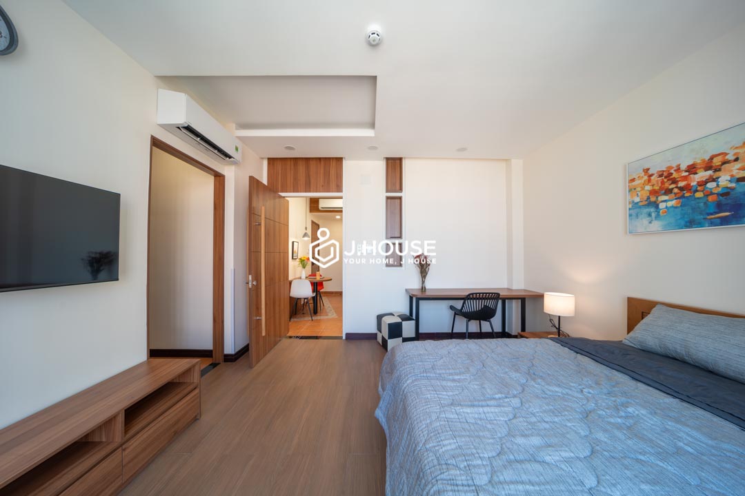 Modern 1 bedroom fully furnished apartment for rent in District 4, HCMC-3