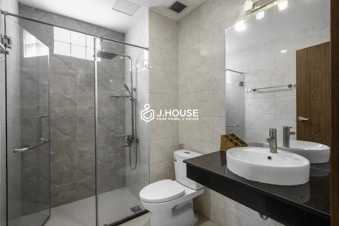 Modern 1BR Apartment with Balcony for Rent in Binh Thanh - Full House-6