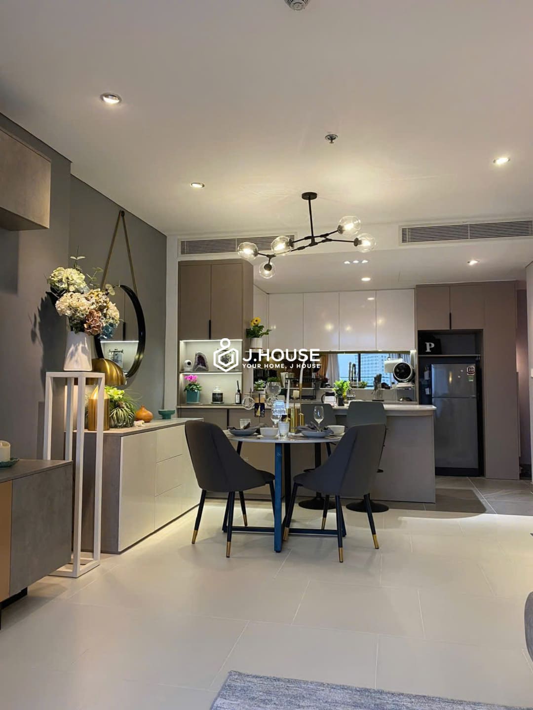Modern 1BR at City Garden Binh Thanh, HCMC