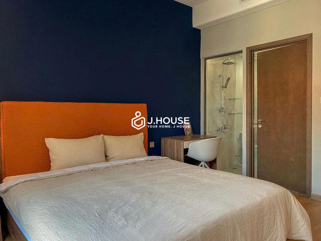 Modern 2-Bedroom Serviced Apartment in Thao Dien - Luxone Little-5
