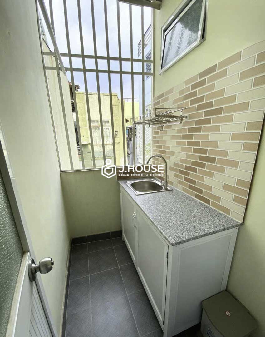 Modern 20sqm Studio for Rent in District 3 Anne House-3