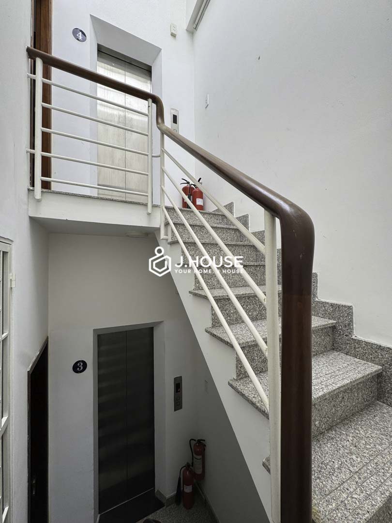 Modern 20sqm Studio for Rent in District 3 Anne House-4