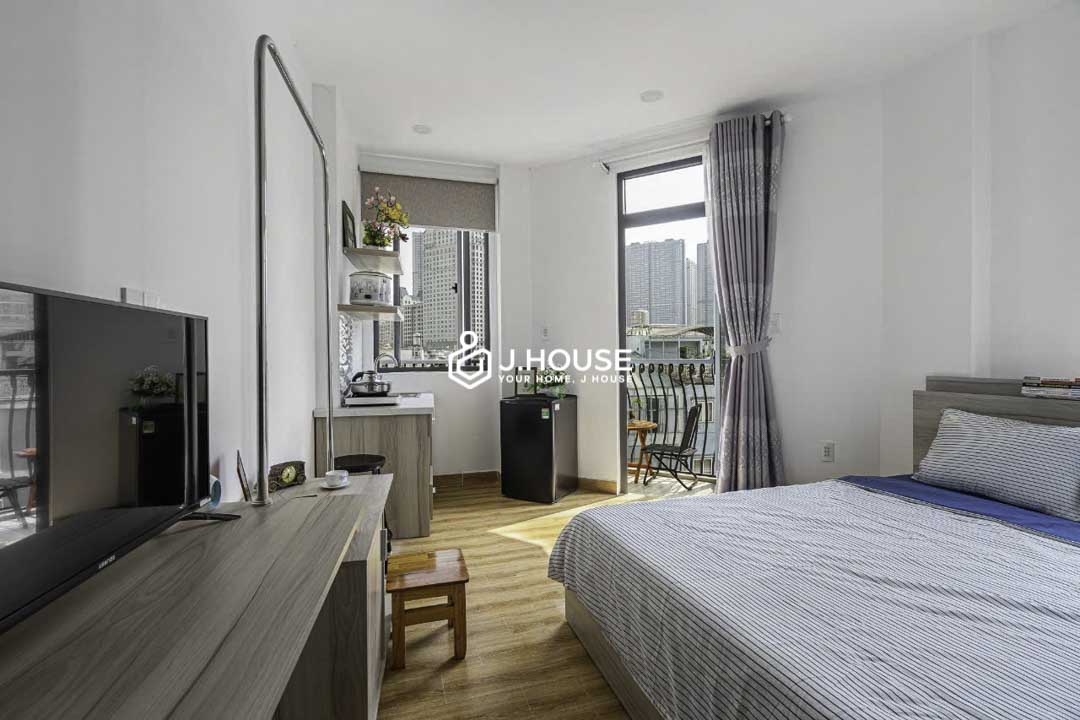 Modern Balcony Studio Apartment for Rent in Binh Thanh - Full House-5