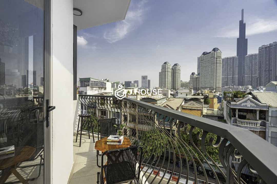 Modern Balcony Studio Apartment for Rent in Binh Thanh - Full House-7