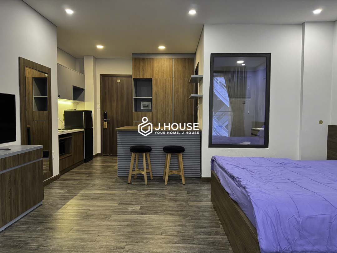 Modern & Bright Studio Apartment for Rent at AV House D3-6