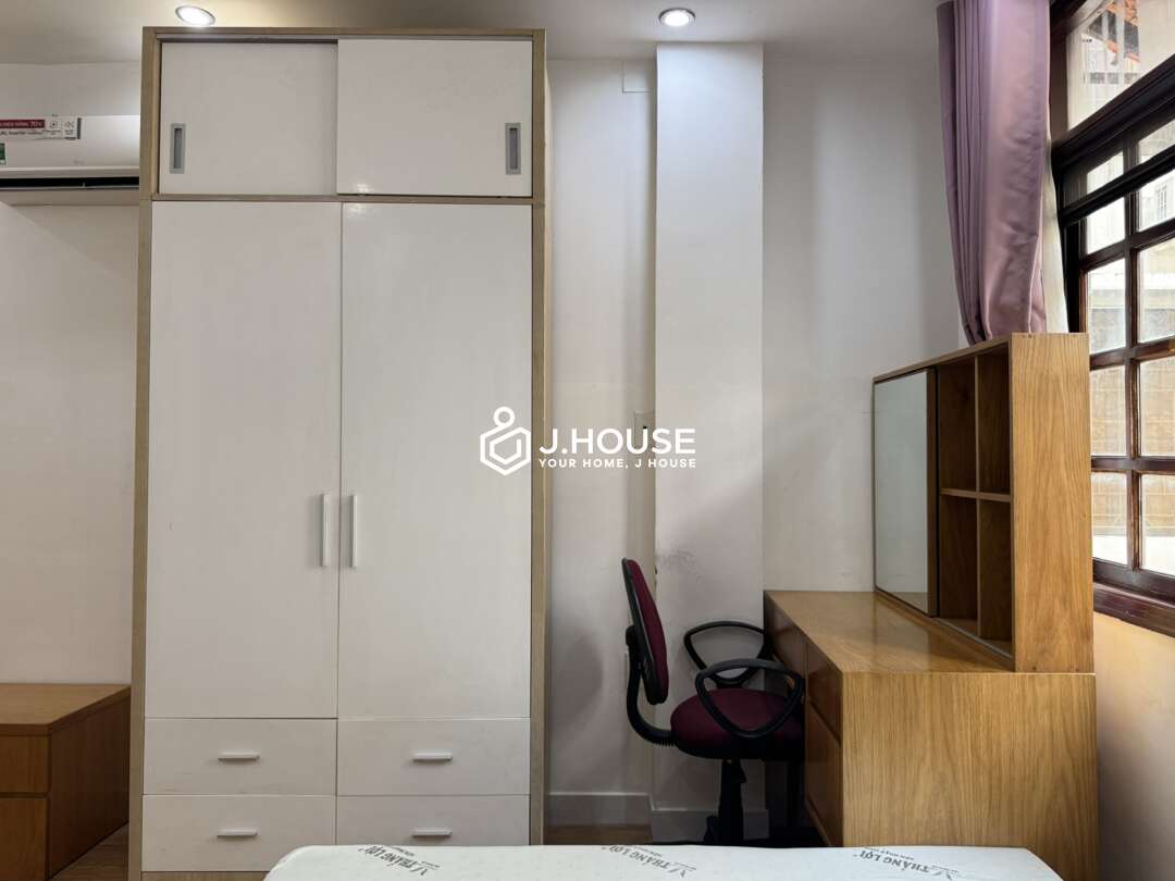 Modern & Quiet Studio for Rent in District 1 Infinity Apartment-2_result