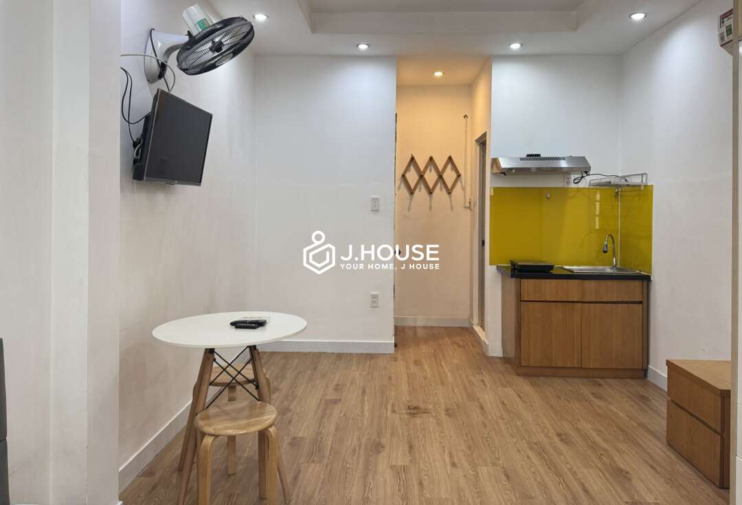 Modern & Quiet Studio for Rent in District 1 Infinity Apartment-5_result
