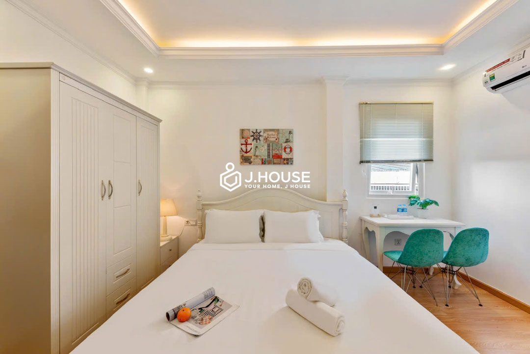 Modern Serviced Studio for Rent in District 1 Center - QT Apartment-0