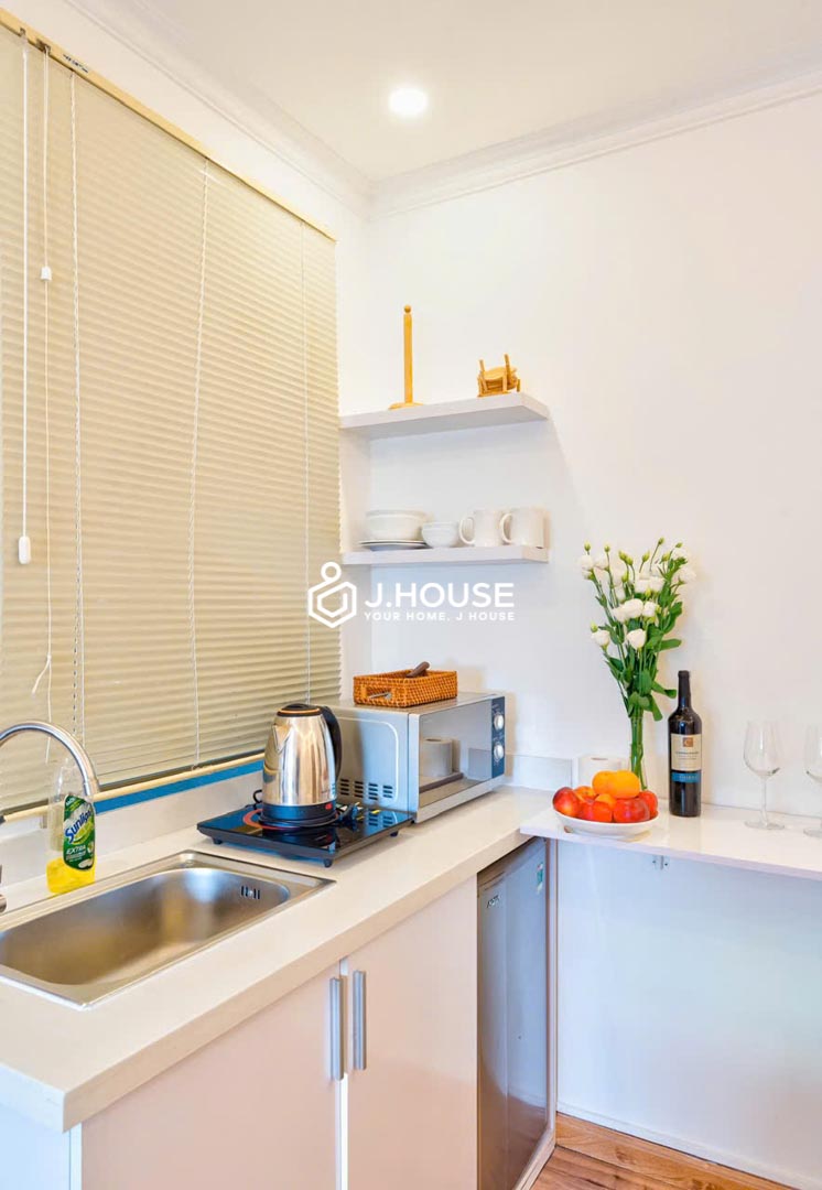 Modern Serviced Studio for Rent in District 1 Center - QT Apartment-14