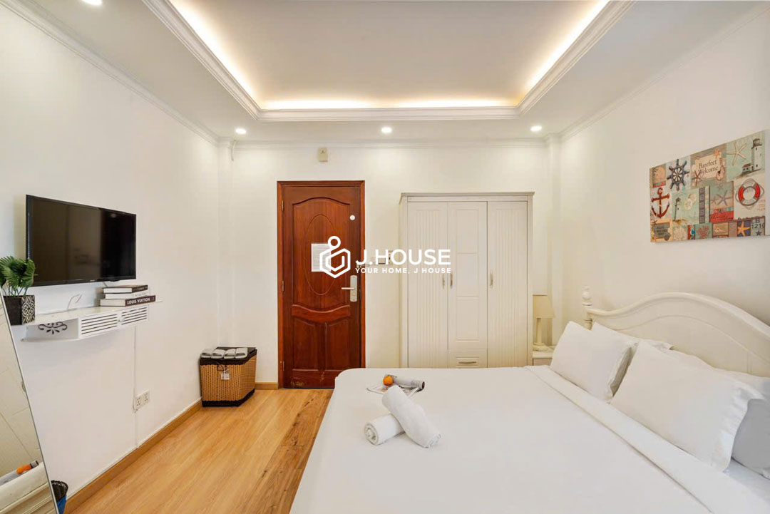 Modern Serviced Studio for Rent in District 1 Center - QT Apartment-7