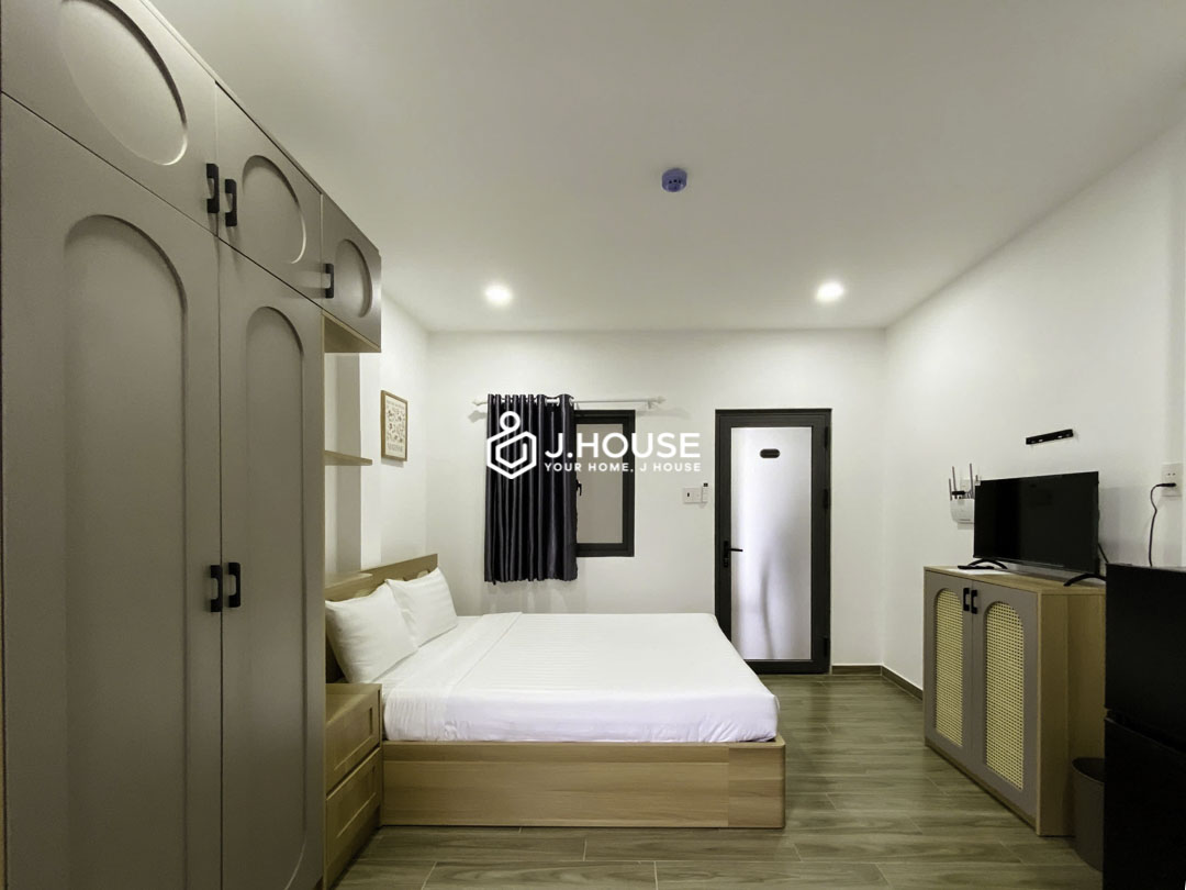 Modern Studio Apartment in Phu Nhuan - Urbanest X06-3