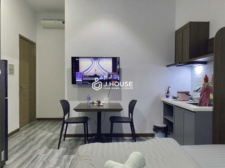 Modern Studio Apartment in Tan Binh near Airport - Homes Sense-0