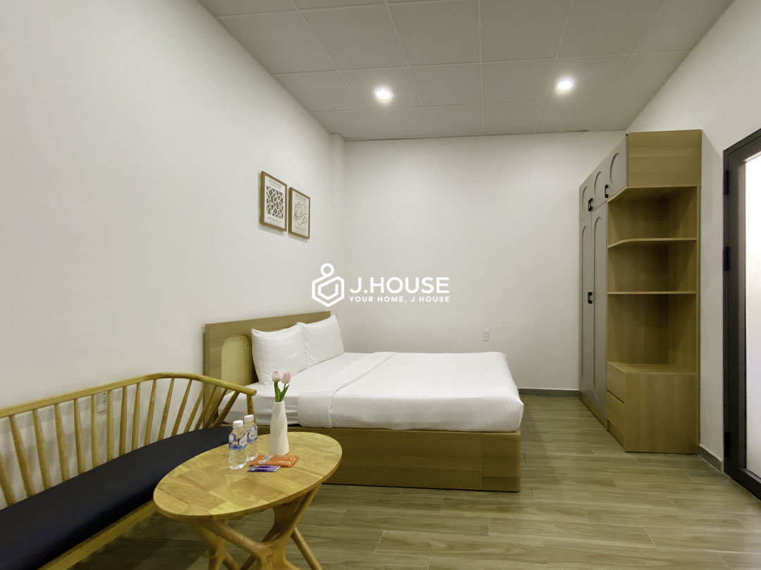 Modern Studio Apartment with Private Washer in Phu Nhuan - Urbanest-1