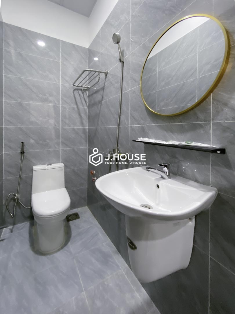 Modern Studio Apartment with Private Washer in Phu Nhuan - Urbanest-5