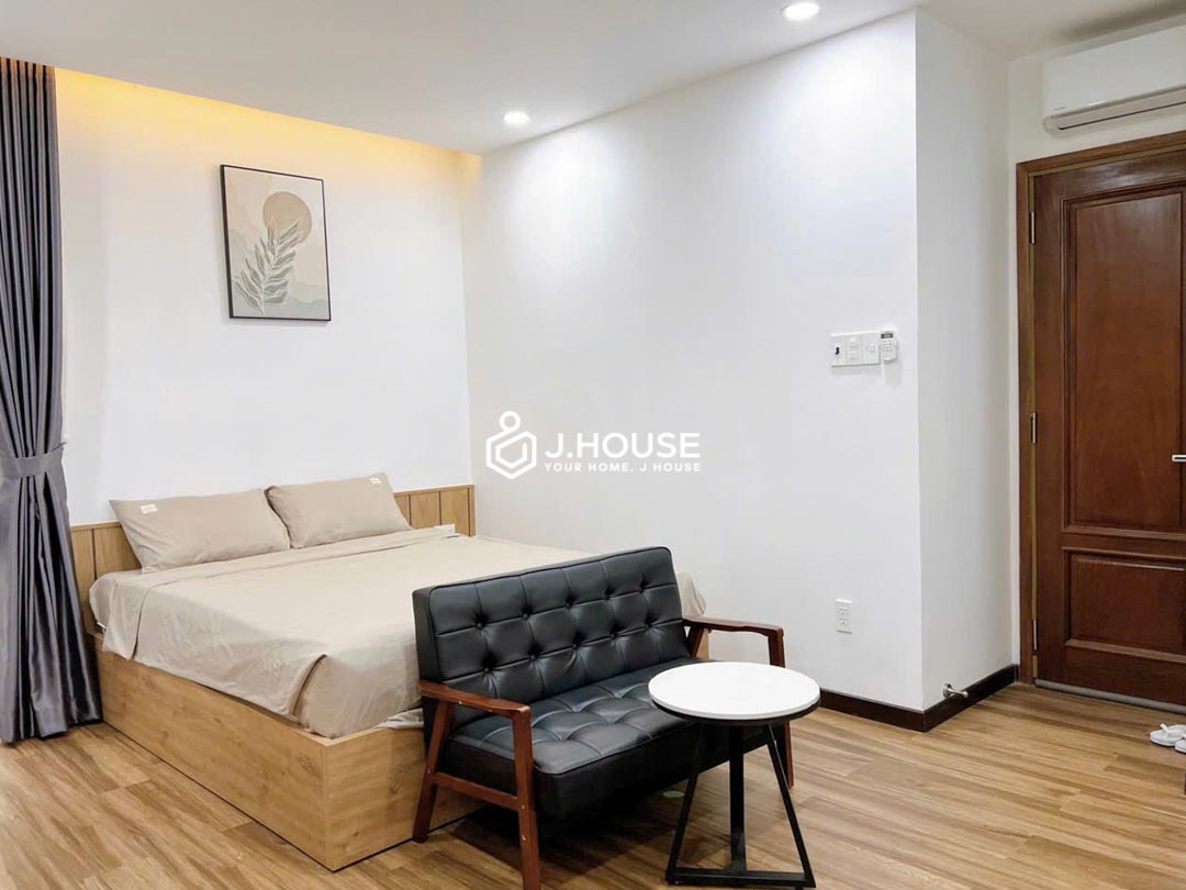 Modern Studio for Rent in Phu Nhuan District - Riverside House-0