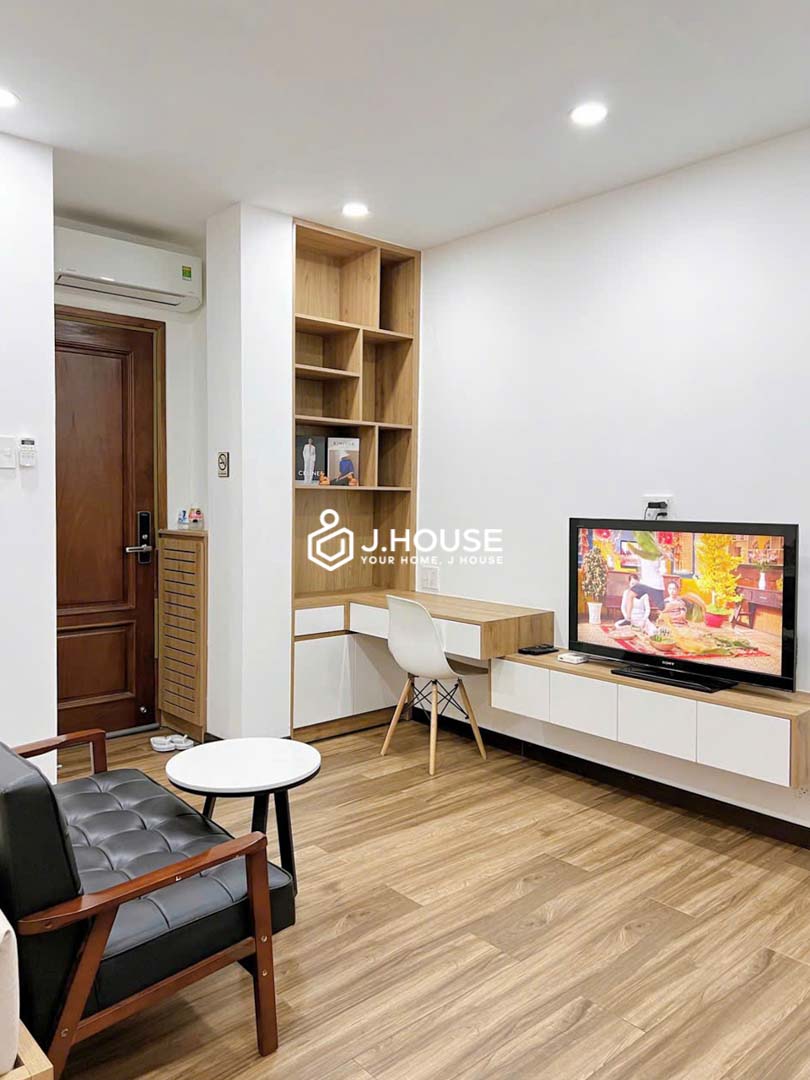 Modern Studio for Rent in Phu Nhuan District - Riverside House-3