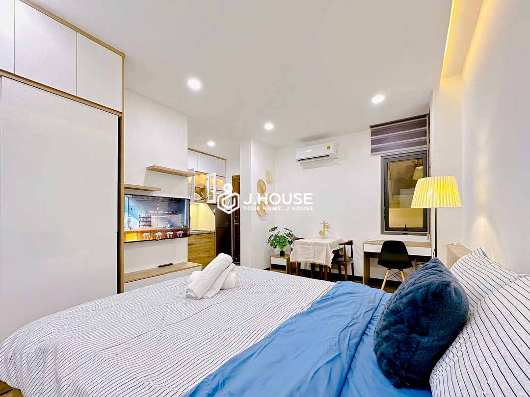Modern Studio for Rent in Phu Nhuan - Riverside House